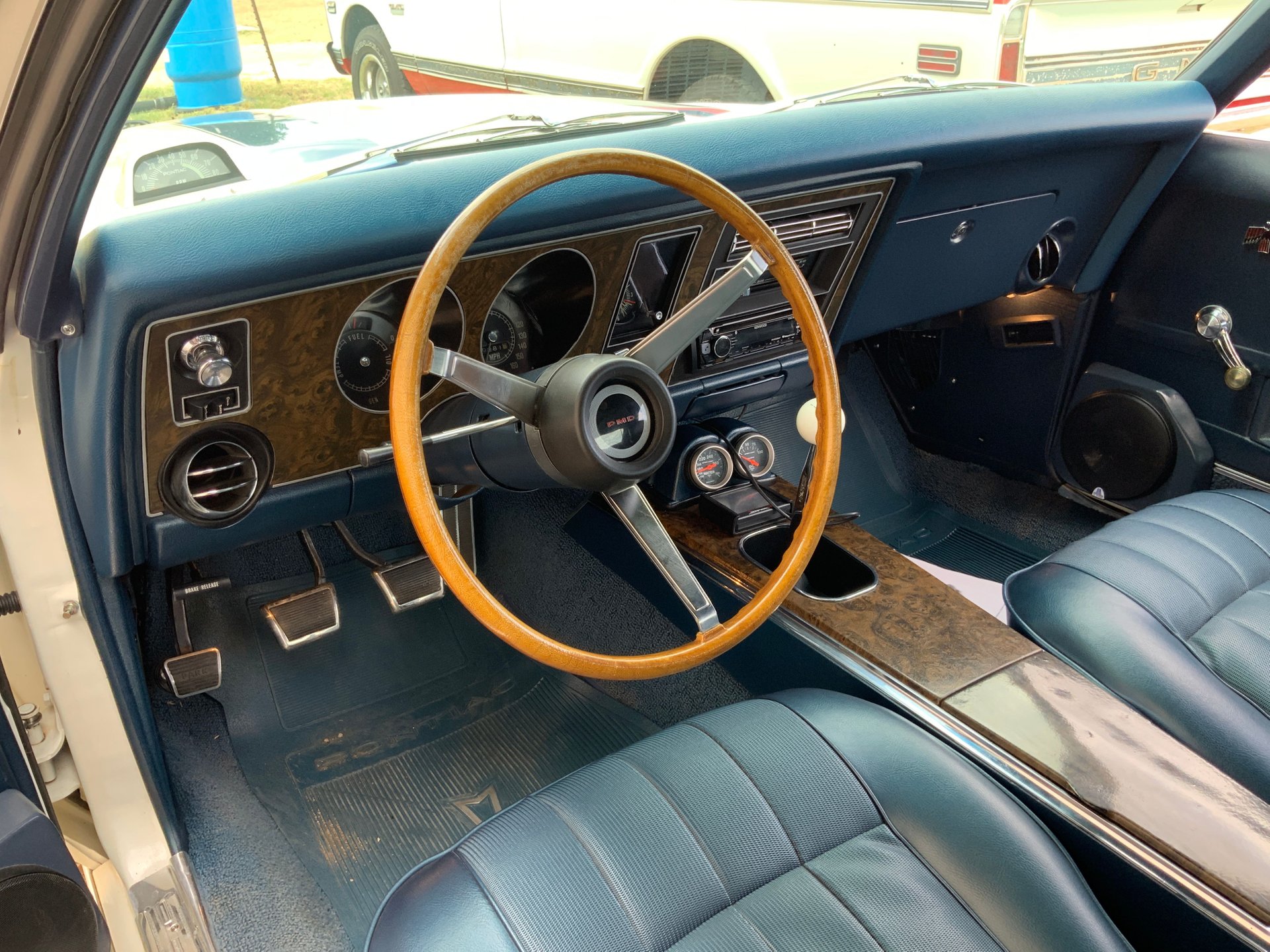 1969 Pontiac Firebird - Image 11