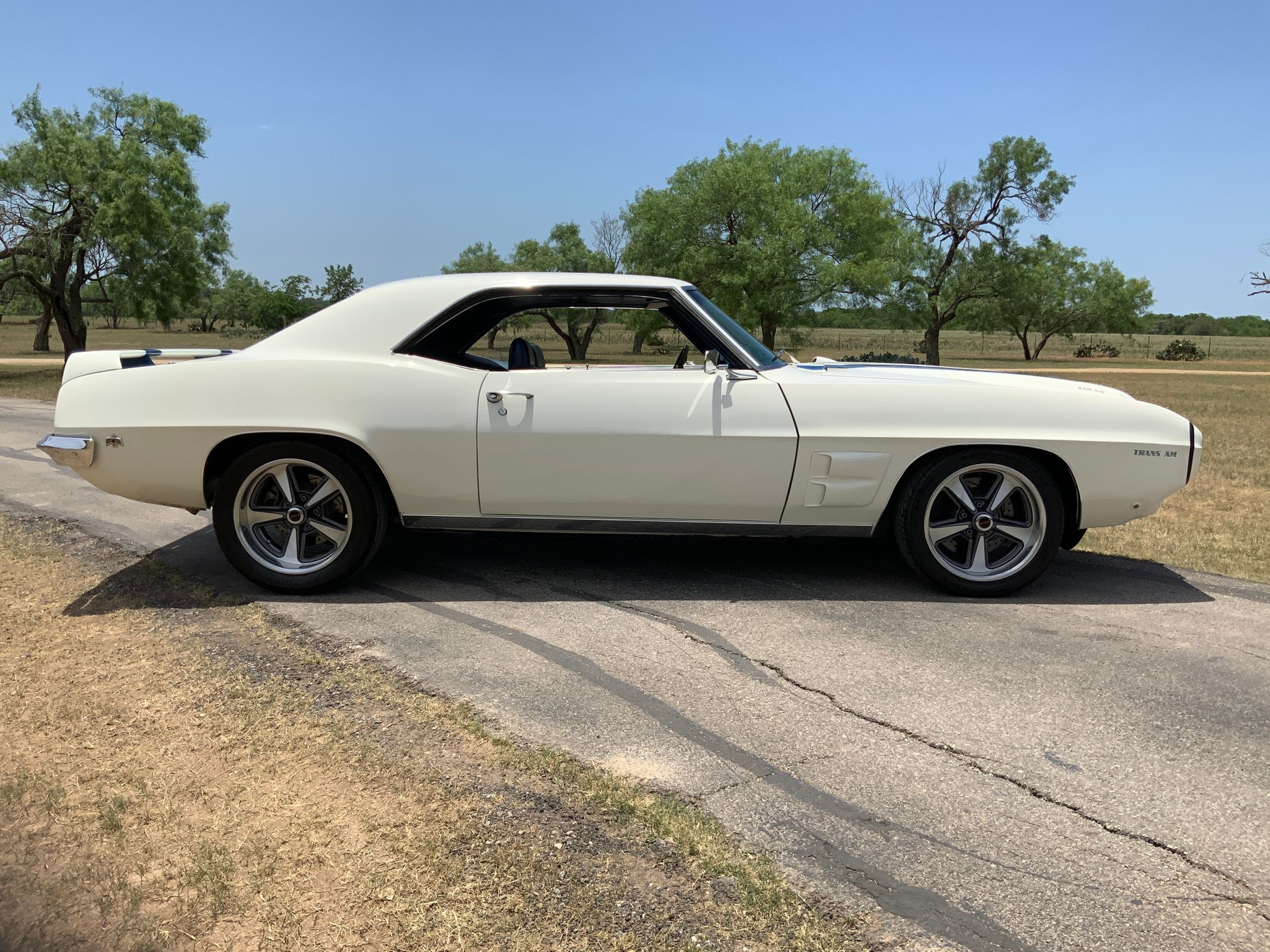 1969 Pontiac Firebird - Image 2