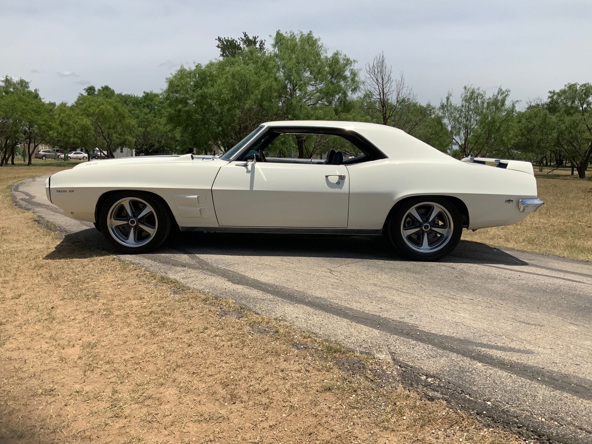 1969 Pontiac Firebird - Image 7