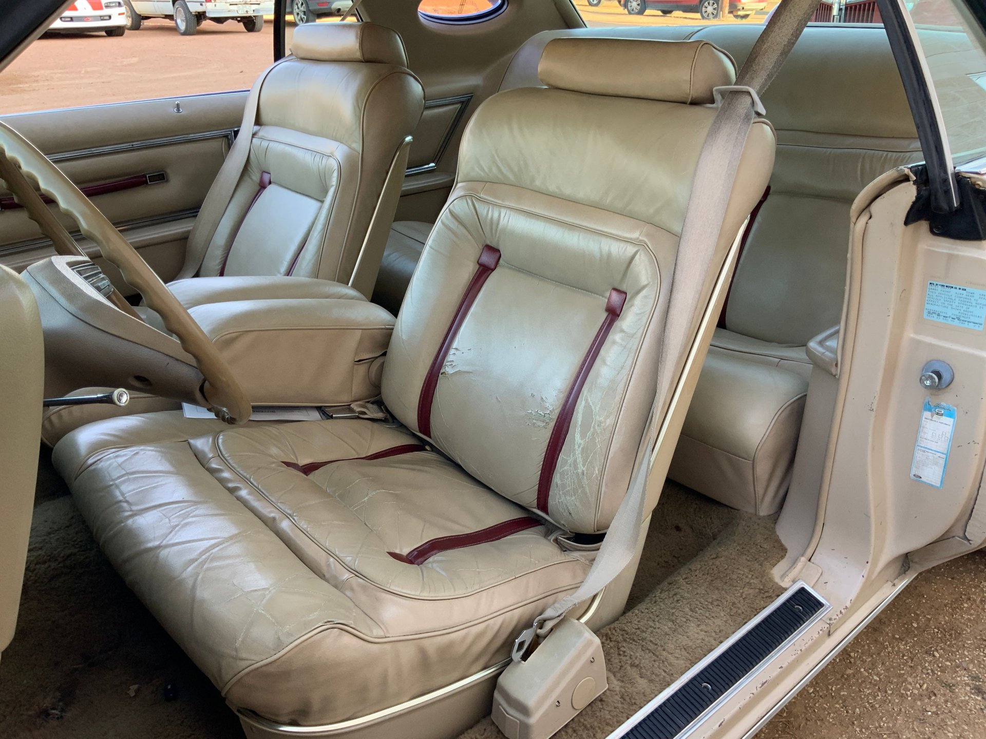 1978 Lincoln Mark V - Image 13