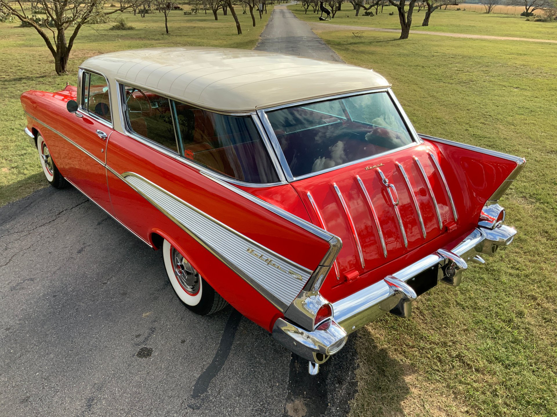 1957 Chevrolet Nomad - Image 5