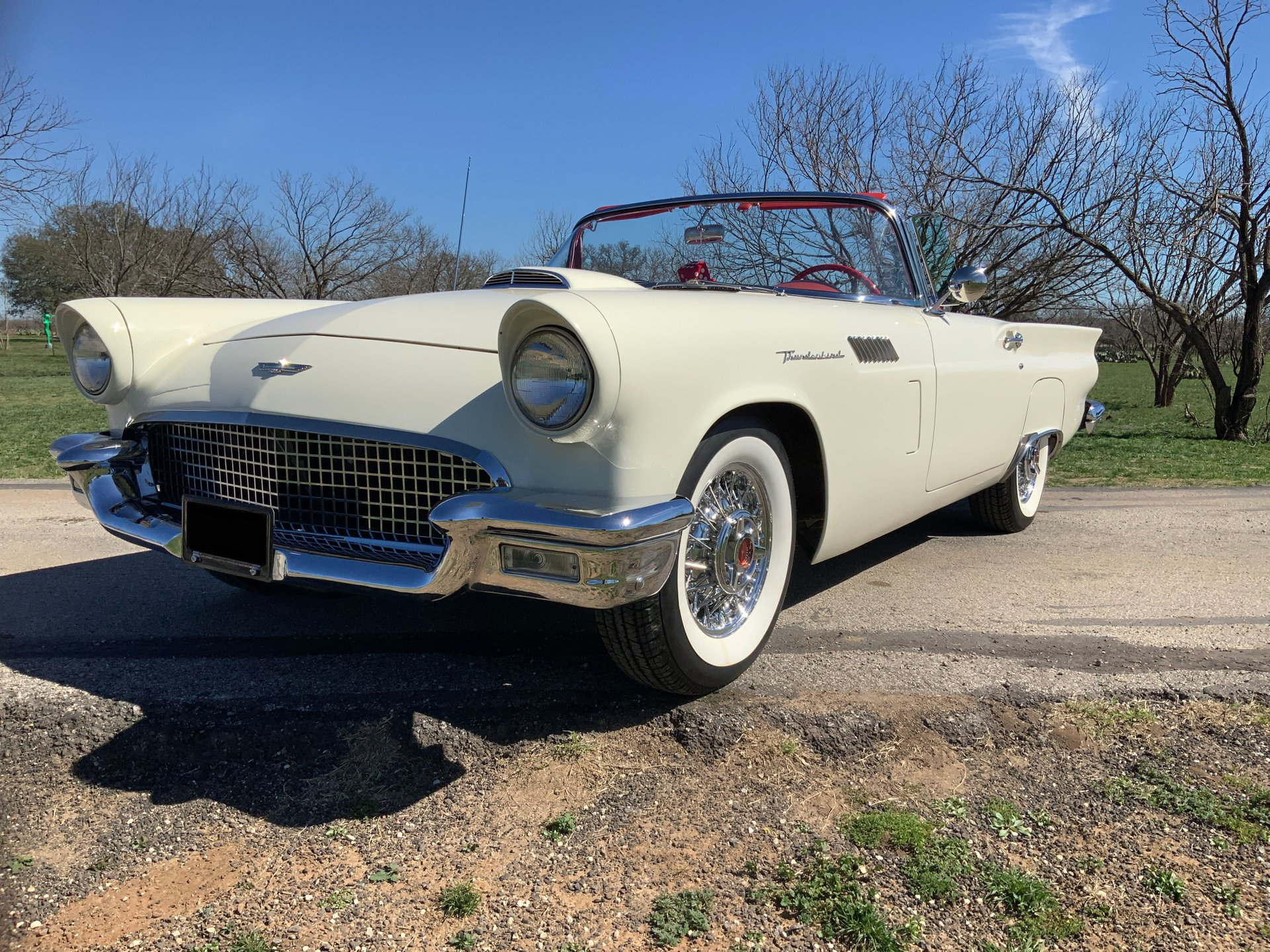 1957 Ford Thunderbird - Image 9