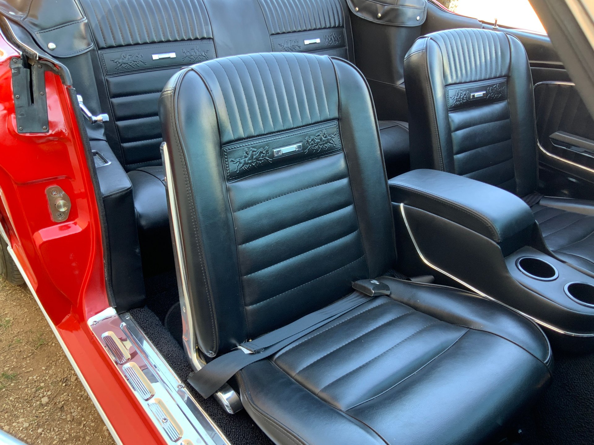 1965 Ford Mustang - Image 11